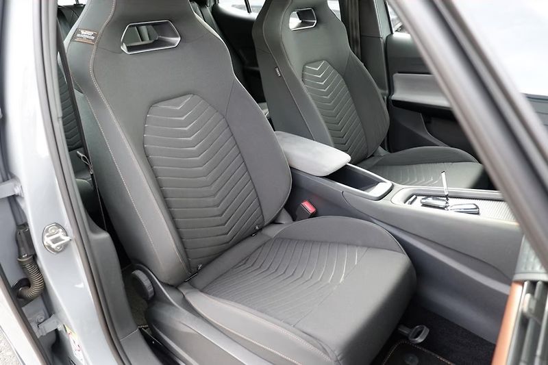 Cupra Born 150kW SoH 89% Tep.čerpadlo - fotka 10 z 20