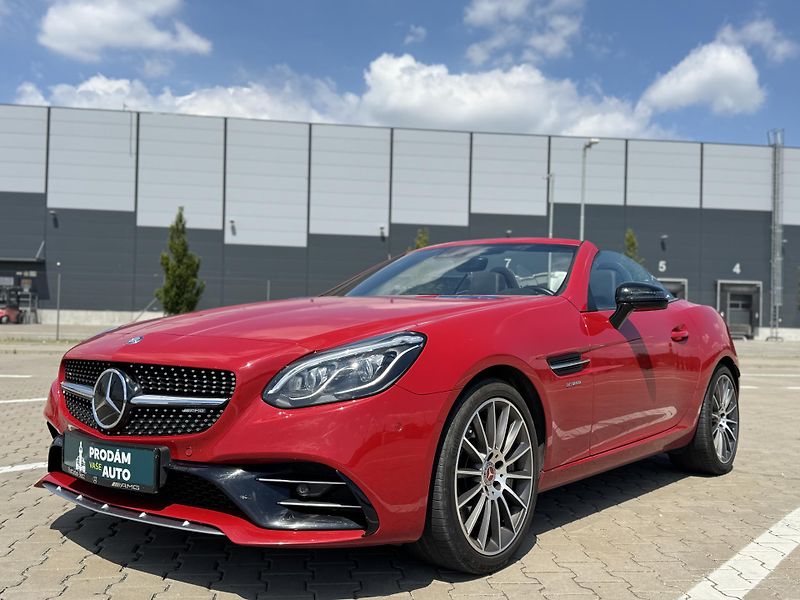 Mercedes-Benz SLC AMG 43 - fotka 1 z 43