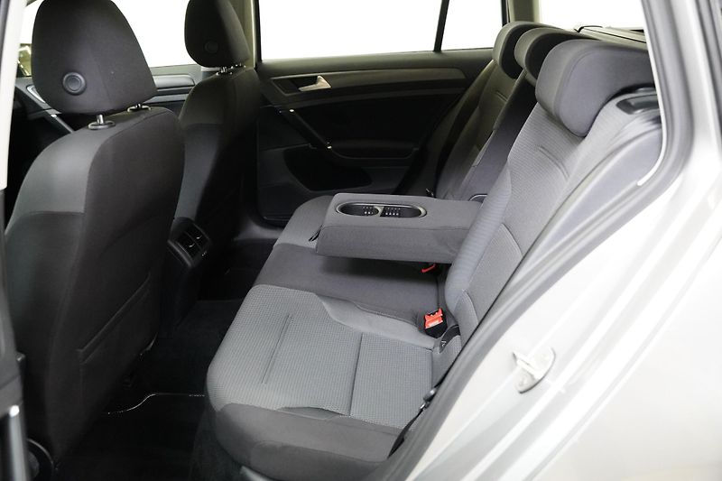 Volkswagen Golf - fotka 23 z 24