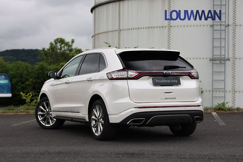 Ford Edge Vignale 2.0 TDCi AWD - fotka 29 z 30