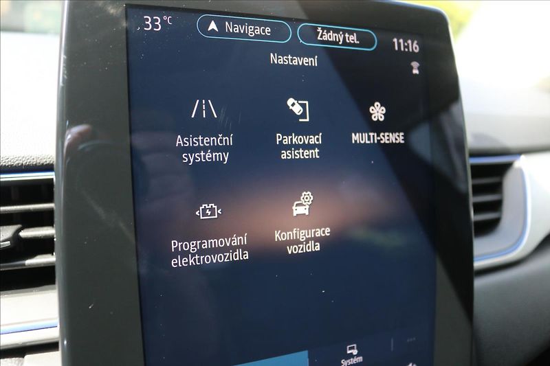 Renault Captur (2020) 1,6 Intens E-TECH Plug-in - fotka 41 z 71