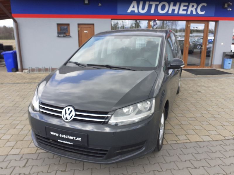 Volkswagen Sharan (2011) 2.0 TDi TREND - fotka 1 z 35