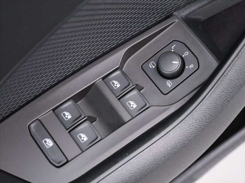 Škoda Octavia 2,0 TDI 85kW Style CZ DPH - fotka 14 z 28
