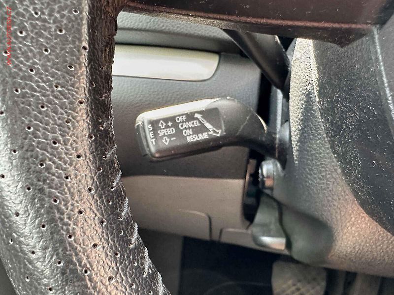 Seat Alhambra (2014) 2.0TDi, DSG, navi, bixen - fotka 14 z 19