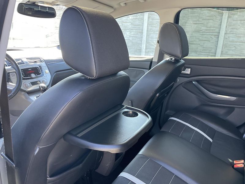 Ford Kuga 2.0TDC-i 4x4 135PS TITANIUM!!! - fotka 112 z 189