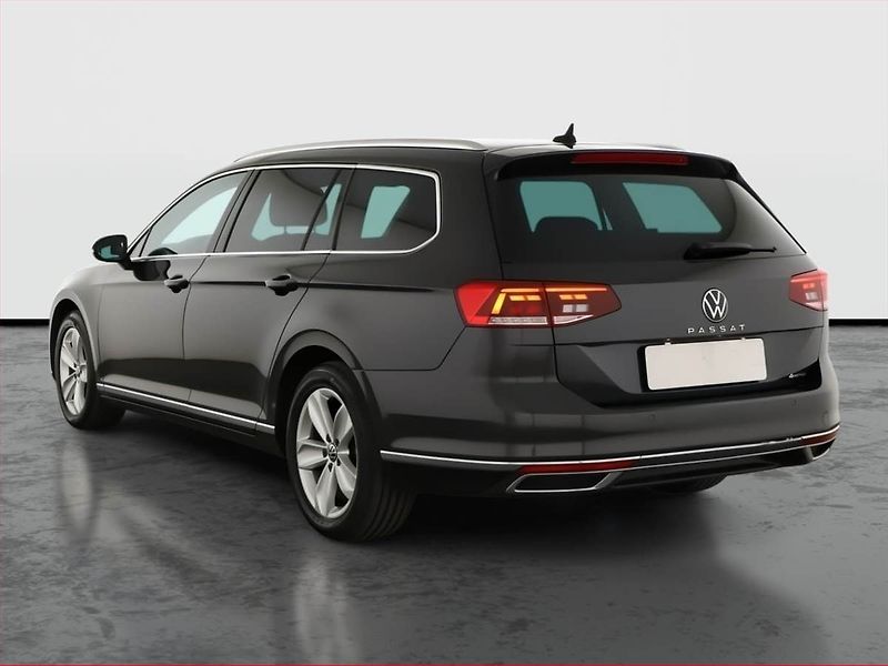 Volkswagen Passat (2021) Elegance 2.0 TDI - fotka 4 z 24