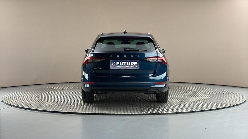 Škoda Octavia 2.0 TDI DSG Style Combi - fotka 5 z 26