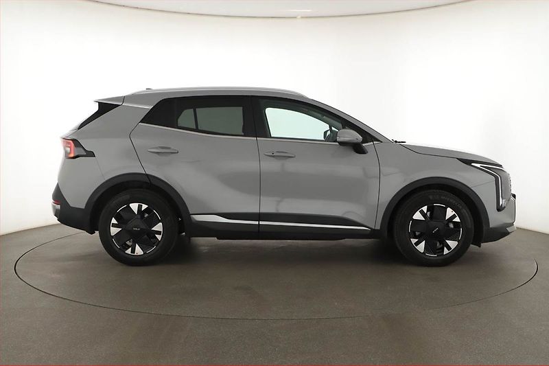 Kia Sportage (2025) 1.6 T-GDI, Exclusive, Navigace - fotka 6 z 19