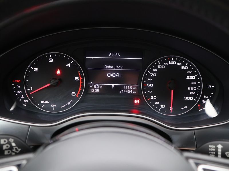 Audi A6 3.0 TDI 160kW Quattro S Tronic - fotka 15 z 28