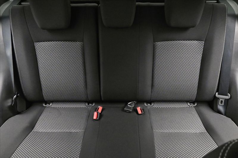Suzuki Vitara 1,4 HYBRID 95kW Active Záruka - fotka 26 z 29