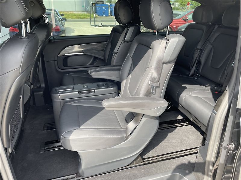 Mercedes-Benz Třídy V 2,0 250d 4MATIC LONG ČR.1.MAJ. - fotka 21 z 37