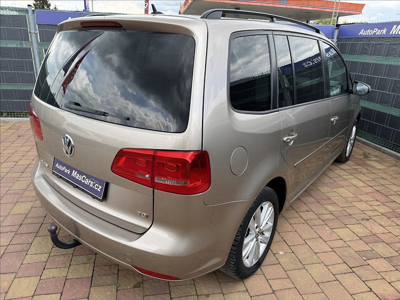Volkswagen Touran 1.6 TDI Comfortline/Panorama/B - fotka 6 z 20