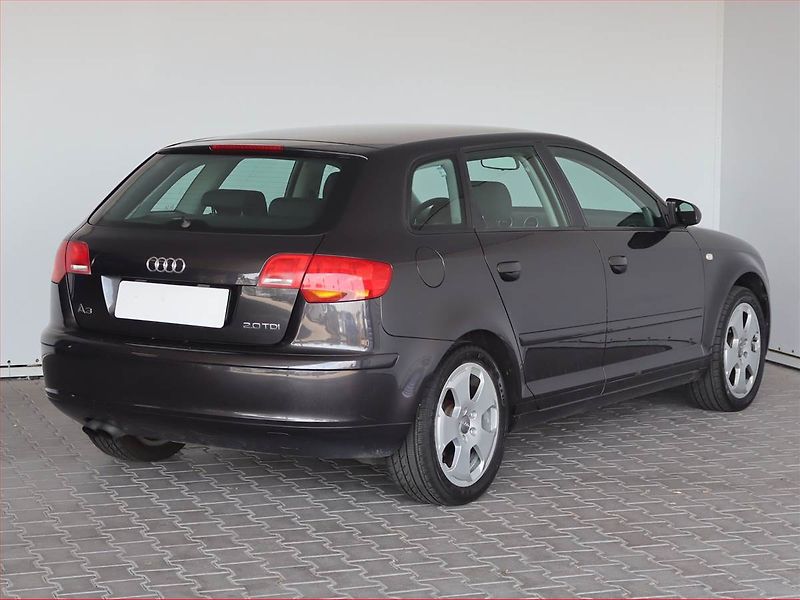 Audi A3 (2007) 2.0 TDI, plně pojízdný - fotka 5 z 15