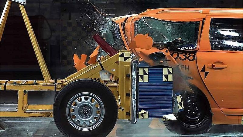Parní raketa rozjela Škodu 100 na rychlost 48 km/hod