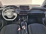 Peugeot 2008 (2021) 1.2 PT, 2.maj,ČR, Active - náhled 8