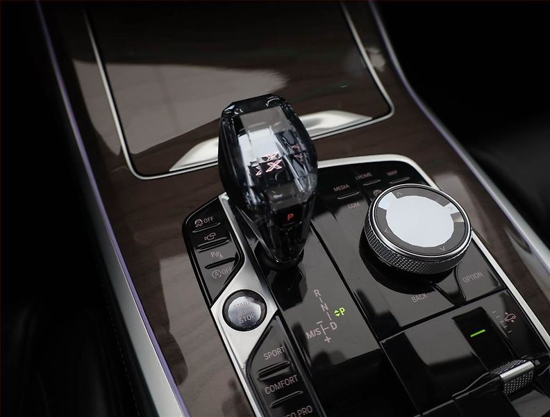 BMW X7 (2020) xDrive40i - fotka 10 z 28