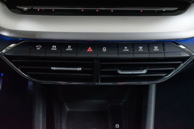 Škoda Octavia 2.0 TDI STYLE*KESSY*DPH*ČR 1.M - fotka 22 z 41