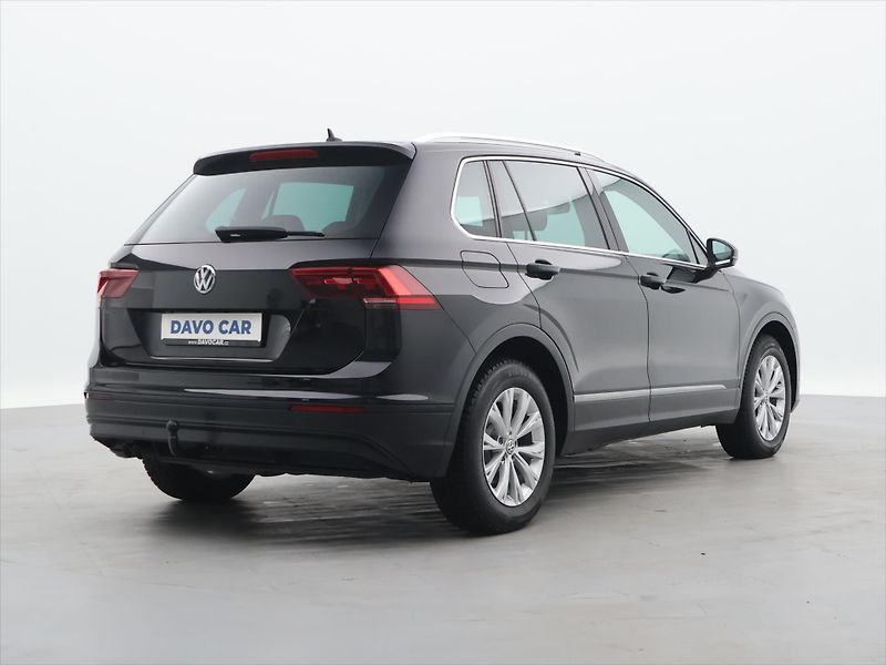 Volkswagen Tiguan 2,0 TDI 110kW DSG Navi Tažné - fotka 7 z 27