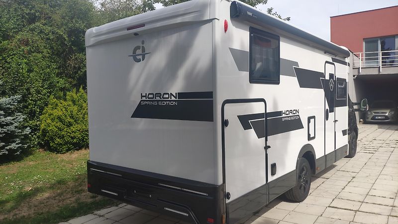 CI Caravans International (2026) SPRING 88XT LIMITED EDITION - fotka 3 z 25