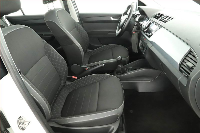 Škoda Fabia (2018) 1.0, ČR,1.maj, Tempomat - fotka 7 z 12