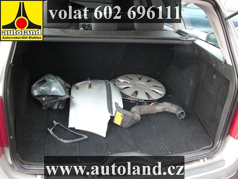 Ford Focus (2002) VOLAT 602 696111 - fotka 5 z 9