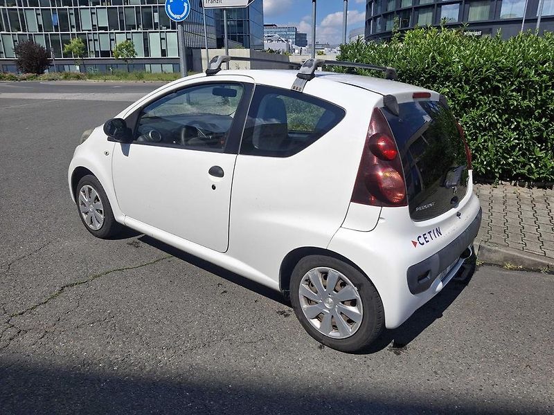 Peugeot 107 1,0 7B64871 - fotka 4 z 17