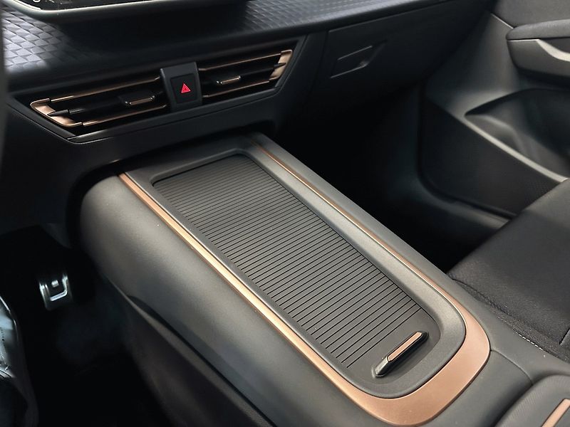 Cupra Born (2026) 58 kWh / 190 k - fotka 19 z 21