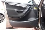 Citroën C4 Picasso 1,6i 88kW M/T - náhled 8