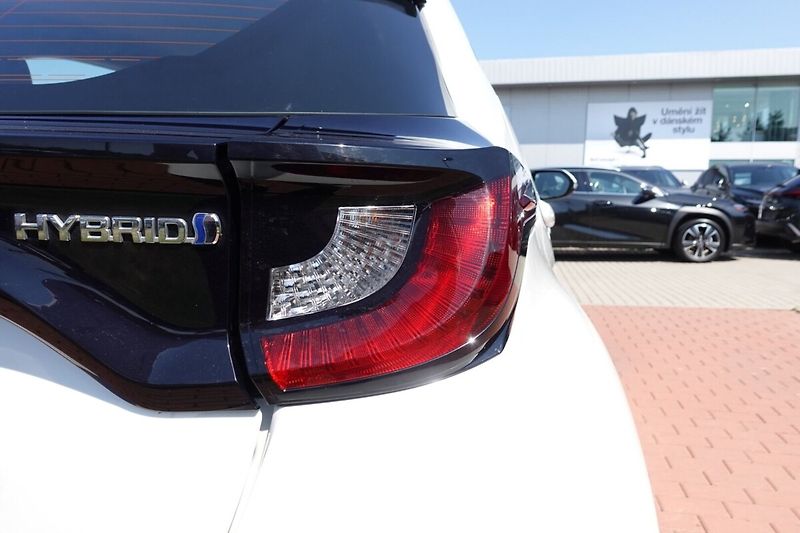 Toyota Yaris 1,5HSD Comfort - fotka 25 z 26