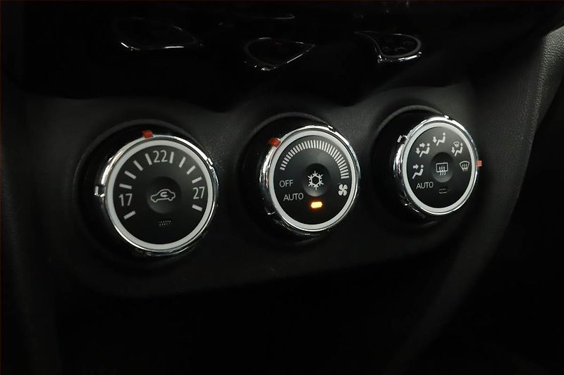 Mitsubishi ASX (2016) 1.6 MIVEC, Tempomat - fotka 11 z 14
