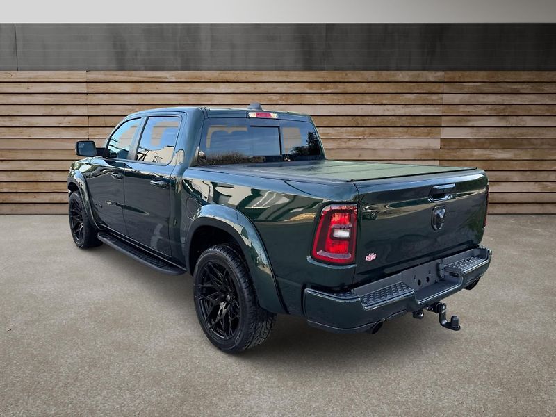 Dodge RAM (2022) +SERRANO GREEN+LOOK26+HEMI+ - fotka 5 z 24