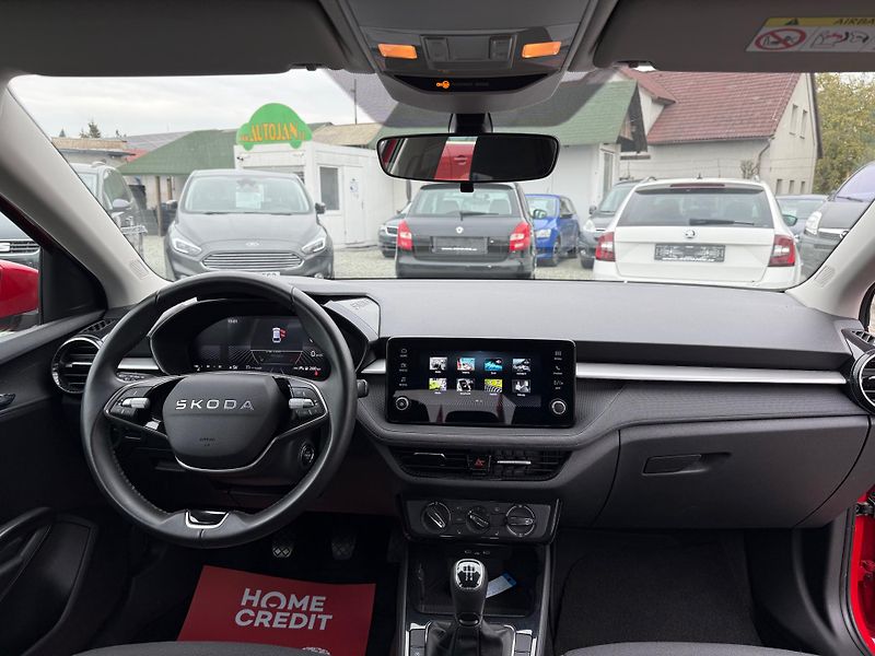 Škoda Fabia 1.0 MPI SELECTION - fotka 7 z 13