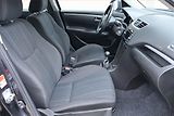 Suzuki Swift (2015) 1.2, Tempomat, Park. senzory - náhled 9