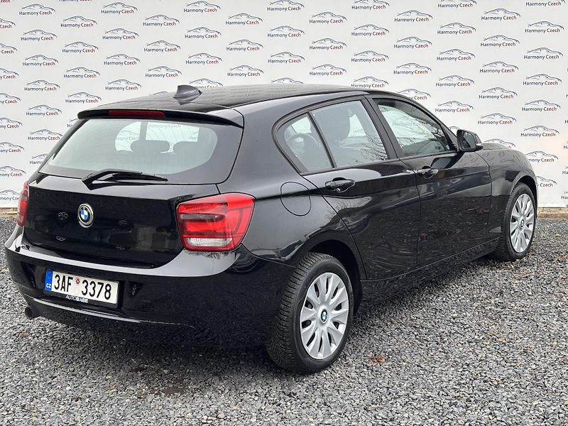 BMW Řada 1 (2012) 116i, 100kW, F20 - fotka 4 z 12