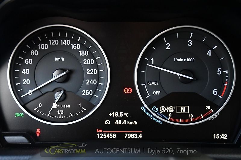 BMW Řada 2 218d GRAND TOURER NAVI PDC HUD - fotka 28 z 49