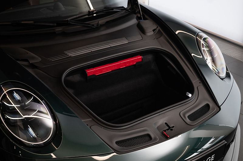 Porsche 911 TECHART 911 GT3 Touring (992.2 - fotka 24 z 32