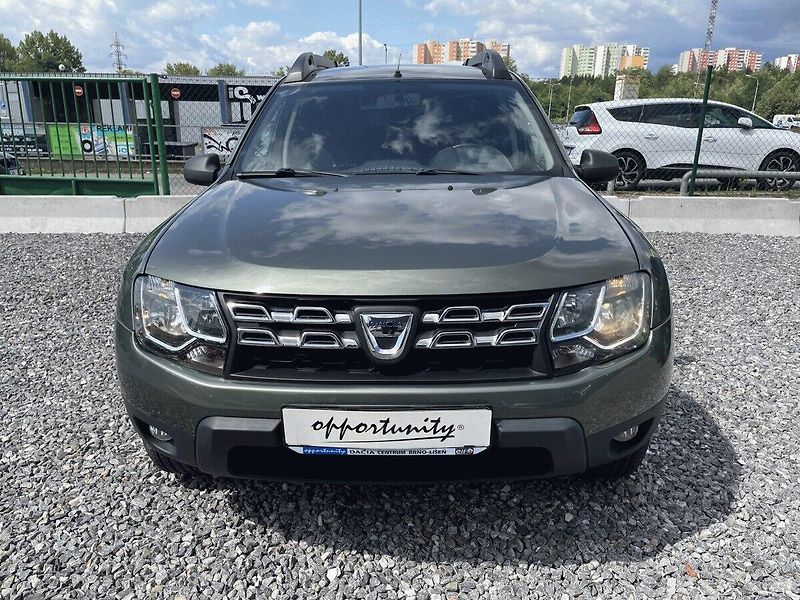 Dacia Duster (2015) 1.6, 84kW,Klima,ČR - fotka 2 z 26