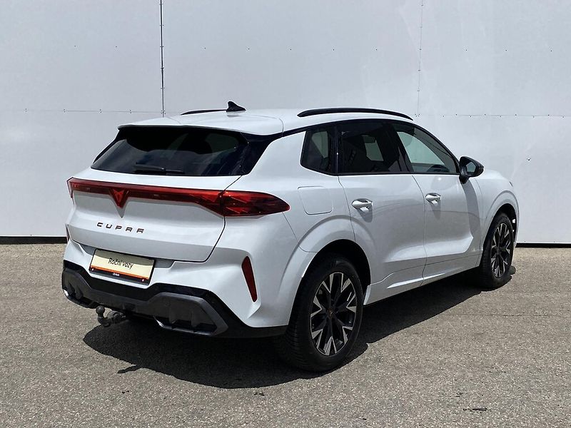 Cupra Terramar 2.0 TSI 150 kW 4WD DSG - fotka 2 z 27