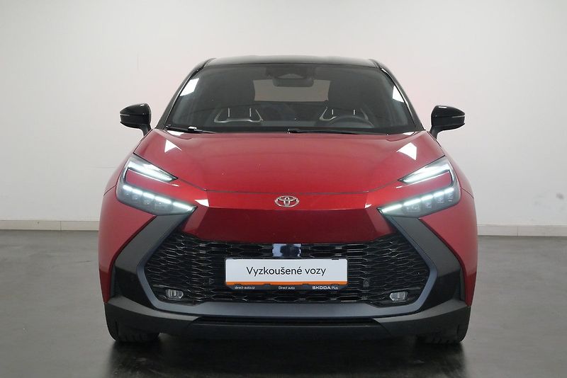 Toyota C-HR - fotka 4 z 24