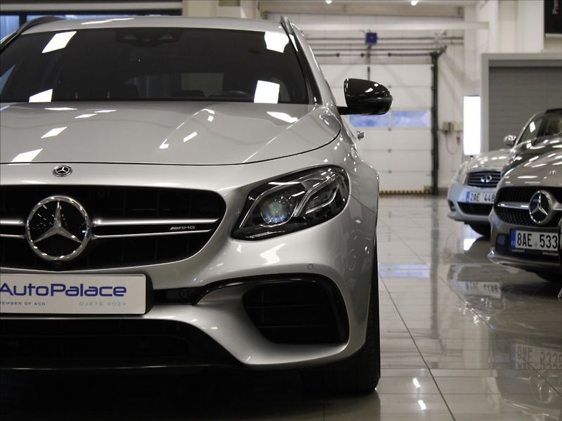 Mercedes-Benz Třídy E E63s 612k.4M 65 780km.DPH   4, - fotka 43 z 45