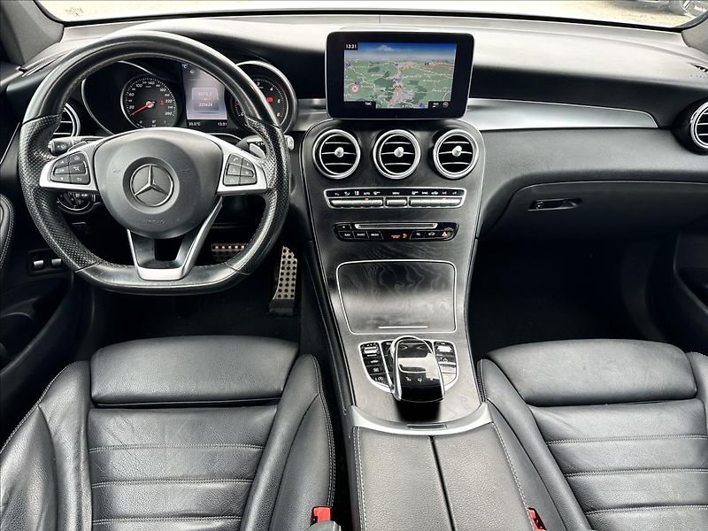 Mercedes-Benz GLC 220d 4MATIC AMG Linie - fotka 9 z 13