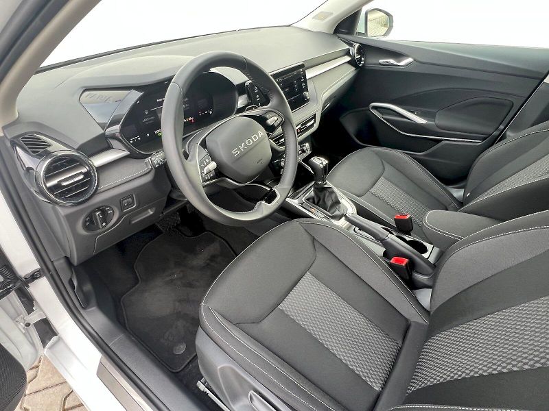 Škoda Fabia (2024) Top Selection 1.0TSi 85kW 7°DS - fotka 11 z 30