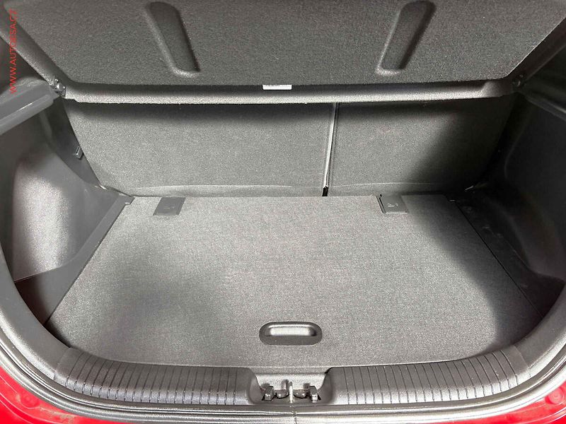 Hyundai ix20 (2019) 1.6 VVTi, Trikolor - fotka 7 z 14