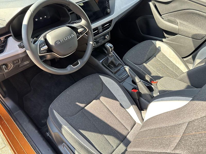 Škoda Kamiq (2025) 1.0 TSI DSG Top Selection - fotka 7 z 31