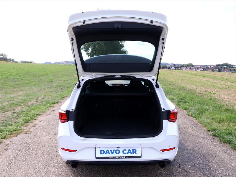 Cupra Leon ST 2,0 TSI DSG DPH - fotka 9 z 31
