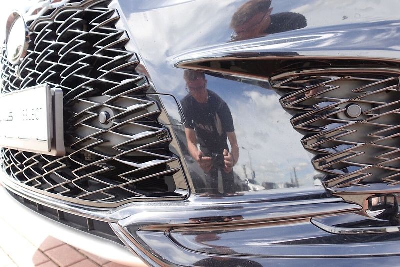 Lexus RX 500h ZLEVNĚNO F Sport Plus Panorami - fotka 38 z 40