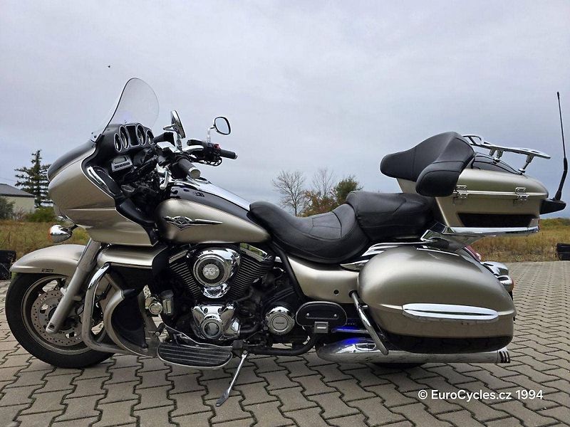 Kawasaki VN 1700 Voyager (2009) - fotka 8 z 15