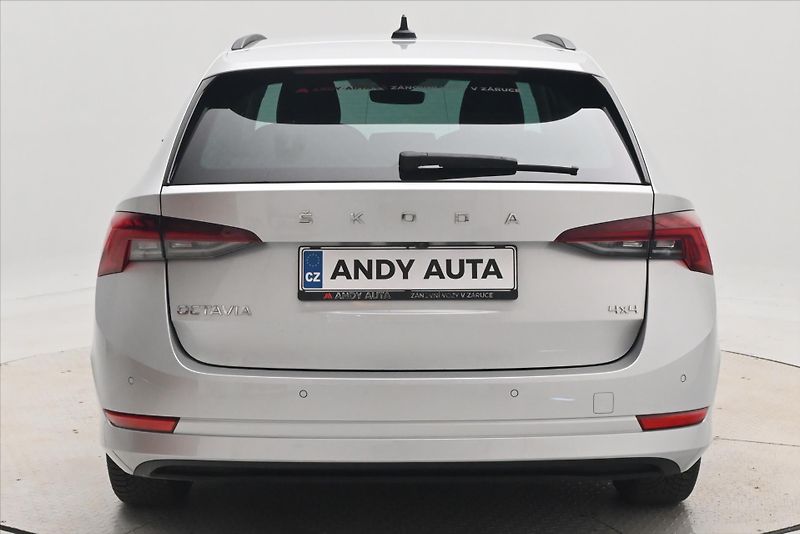 Škoda Octavia 2,0 TDI 110 kW DSG 4x4 Ambitio - fotka 6 z 30