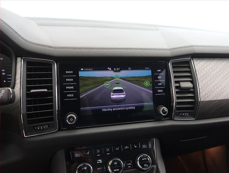 Škoda Kodiaq (2022) Style Plus 2.0 TDI - fotka 21 z 30