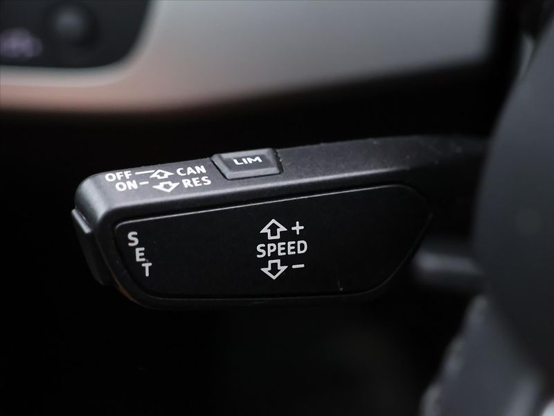 Audi A4 Avant 2,0 TDI 110kW Stronic LE - fotka 21 z 40